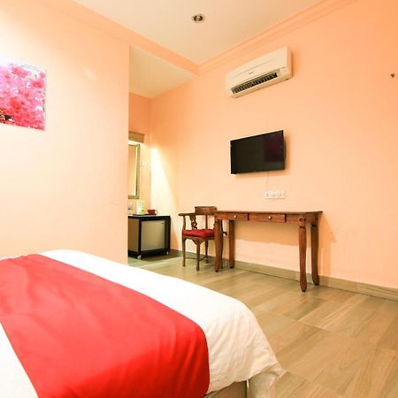 OYO 44084 Ombak Inn Chalet Kampung Teluk Nipah Eksteriør bilde