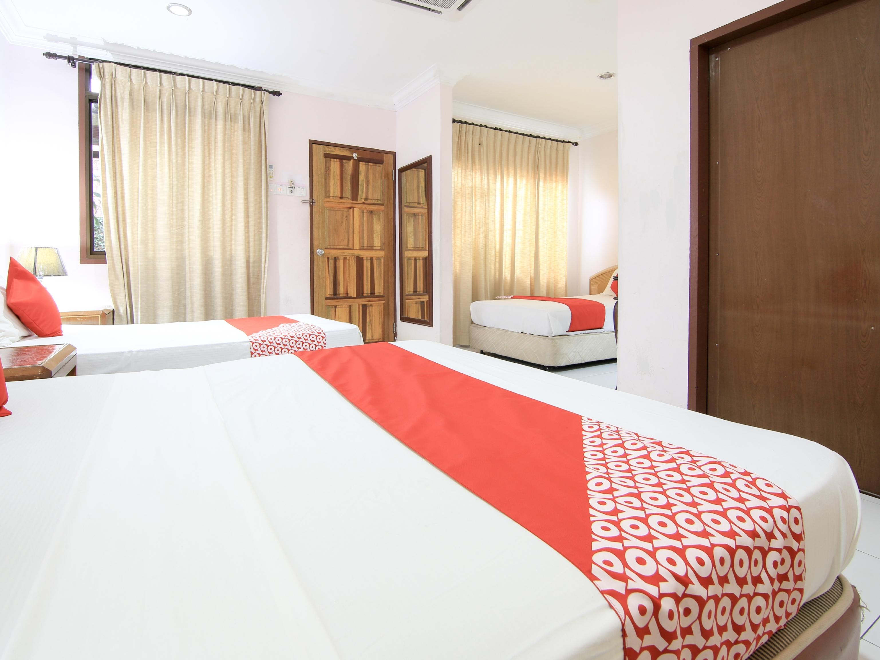 OYO 44084 Ombak Inn Chalet Kampung Teluk Nipah Eksteriør bilde