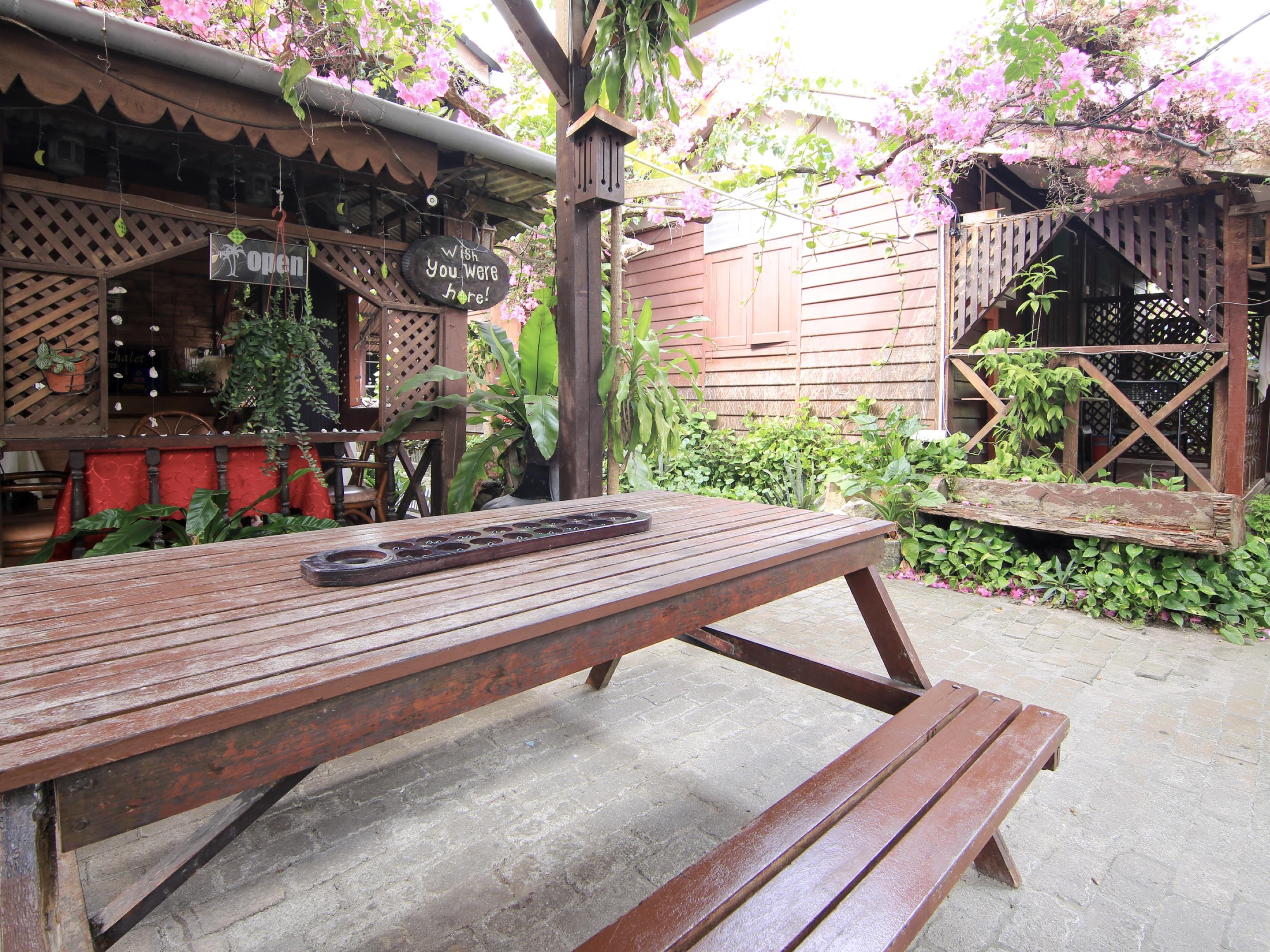 OYO 44084 Ombak Inn Chalet Kampung Teluk Nipah Eksteriør bilde