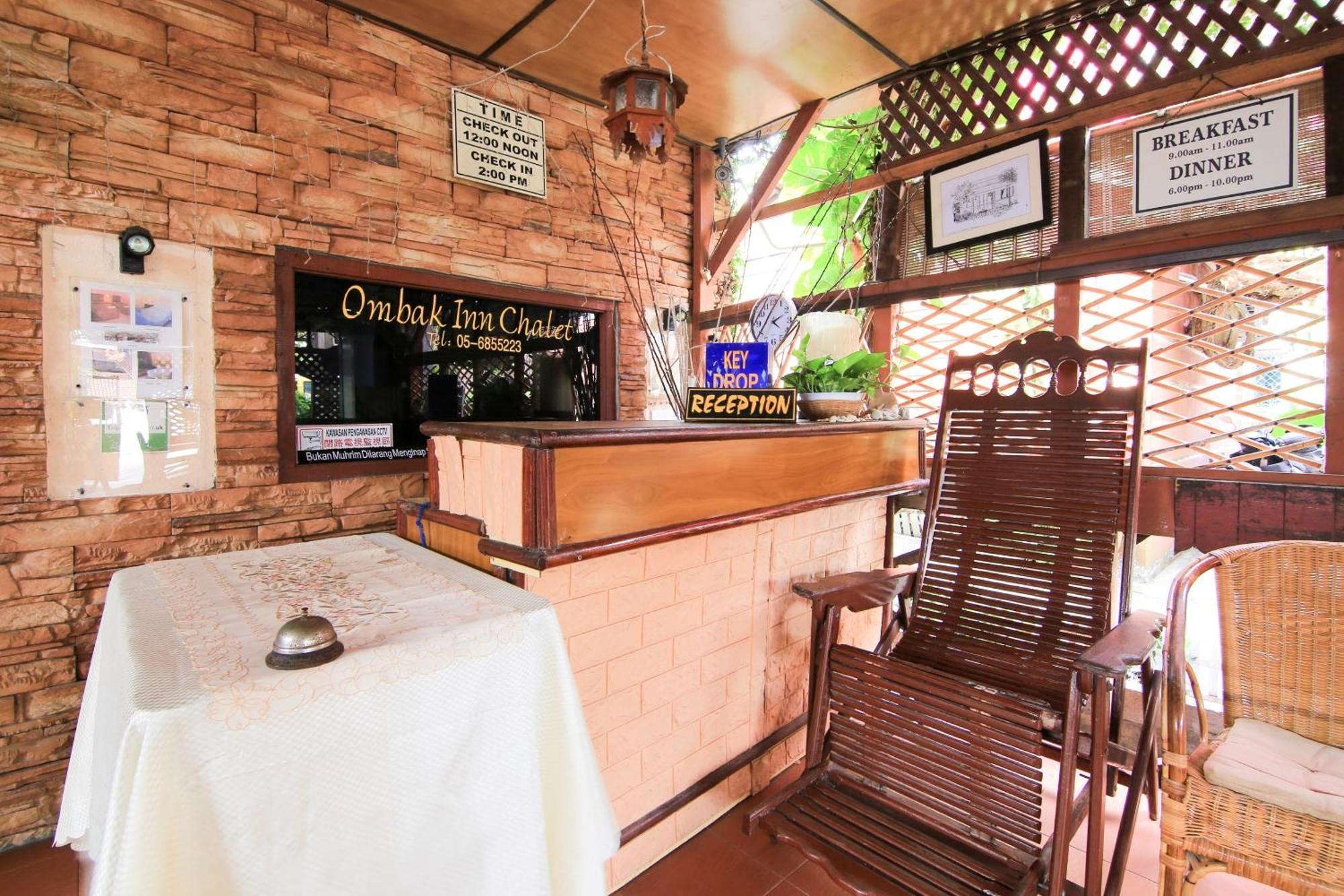 OYO 44084 Ombak Inn Chalet Kampung Teluk Nipah Eksteriør bilde