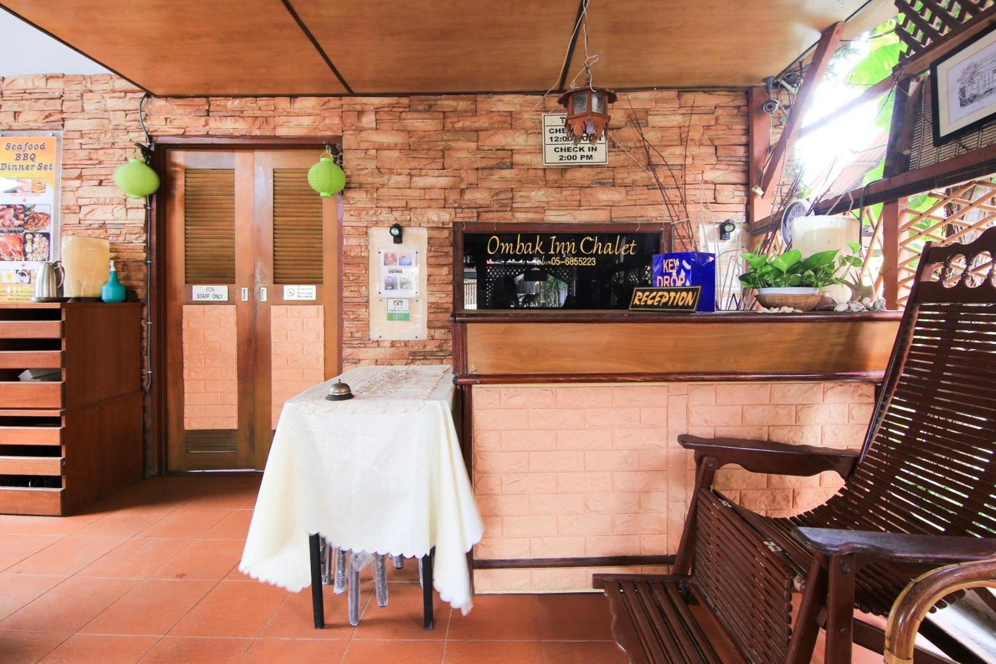 OYO 44084 Ombak Inn Chalet Kampung Teluk Nipah Eksteriør bilde