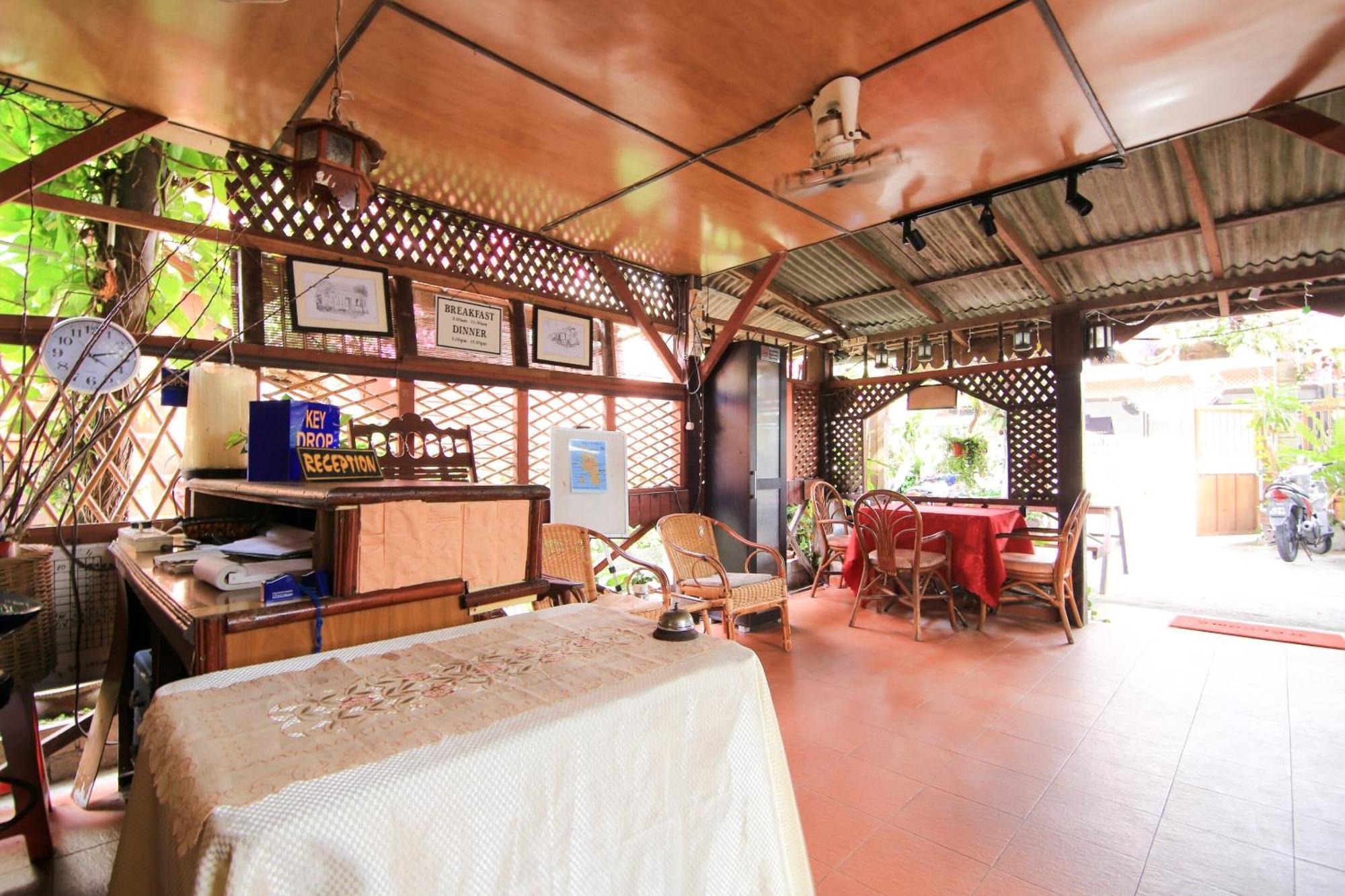 OYO 44084 Ombak Inn Chalet Kampung Teluk Nipah Eksteriør bilde